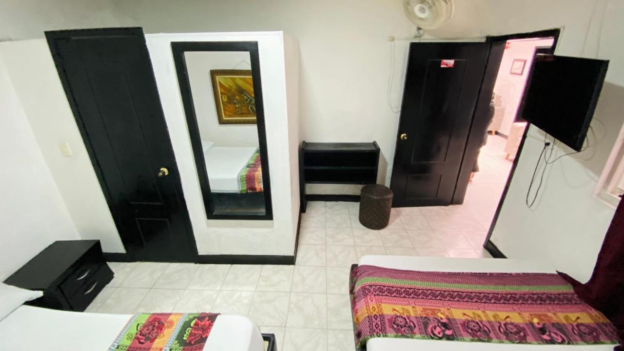 Hotel Los Magueyes Букараманга Екстериор снимка